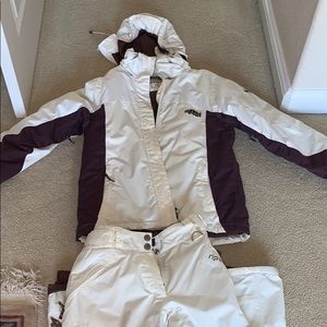 RipCurl snow jacket and pants set. Size: S
